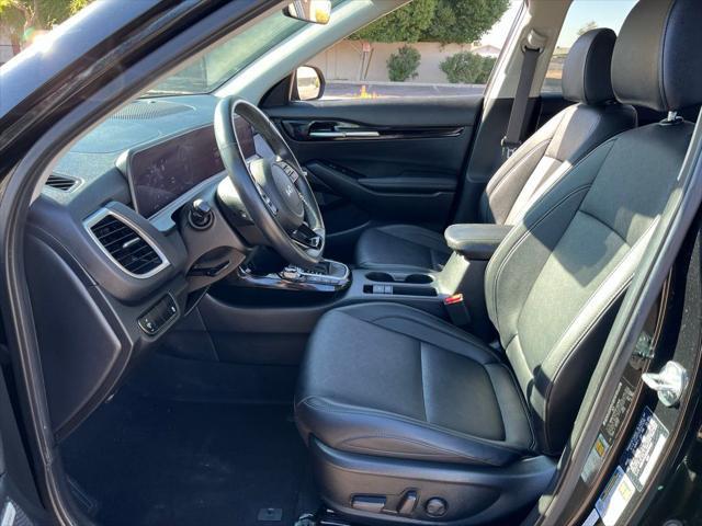 Photo of 2024 Fusion Black Kia Seltos