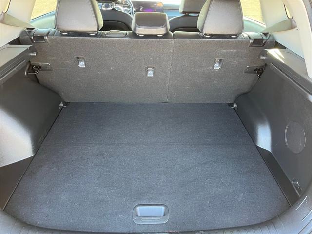 Photo of 2024 Fusion Black Kia Seltos