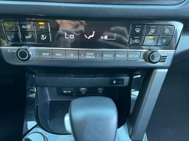 Photo of 2024 Fusion Black Kia Seltos