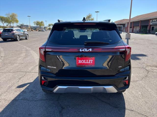 Photo of 2024 Fusion Black Kia Seltos