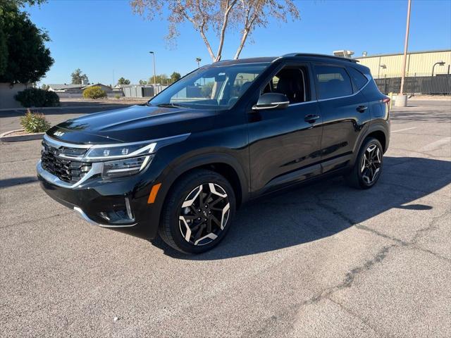 Photo of 2024 Fusion Black Kia Seltos