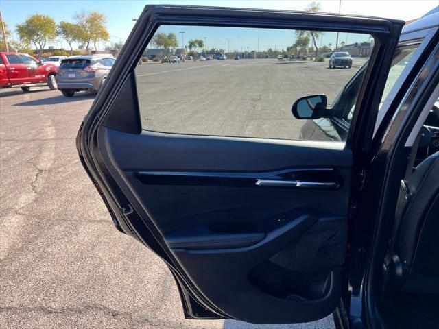 Photo of 2024 Fusion Black Kia Seltos