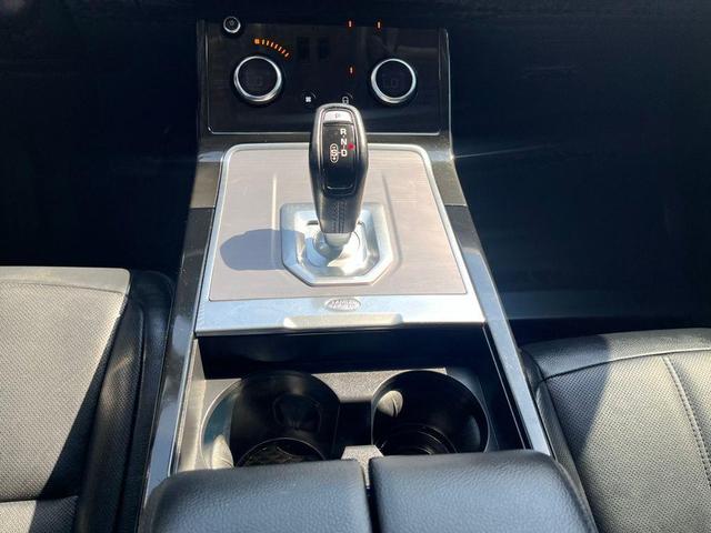 Photo of 2021 Santorini Black Metallic Land Rover Range Rover Evoque