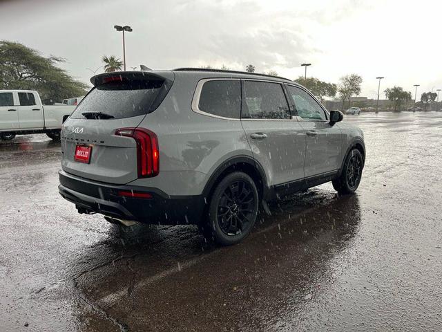 Photo of 2022 Wolf Gray Kia Telluride