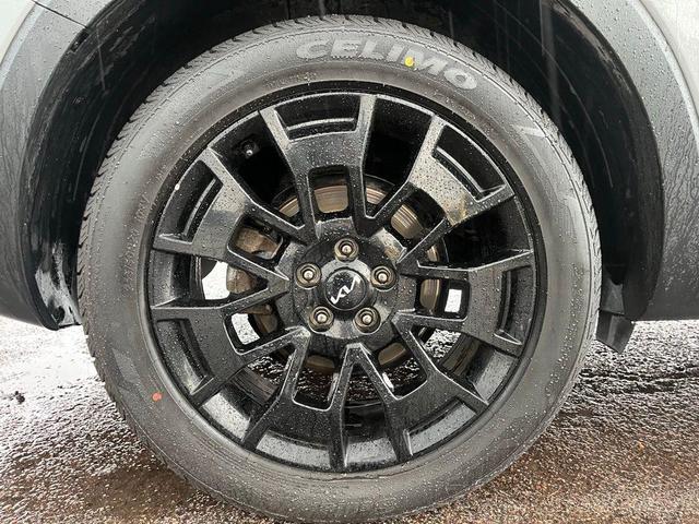 Photo of 2022 Wolf Gray Kia Telluride