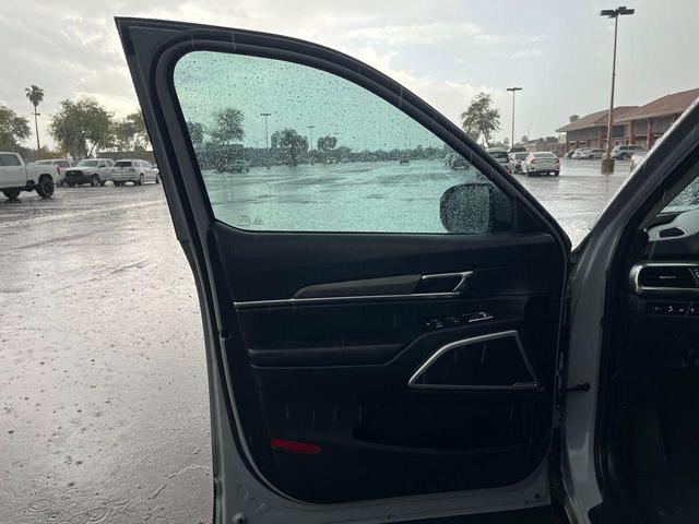 Photo of 2022 Wolf Gray Kia Telluride
