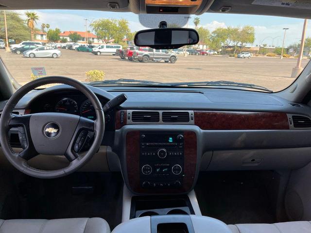 Photo of 2009 Graystone Metallic Chevrolet Tahoe