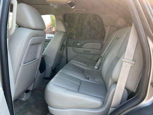 Photo of 2009 Graystone Metallic Chevrolet Tahoe
