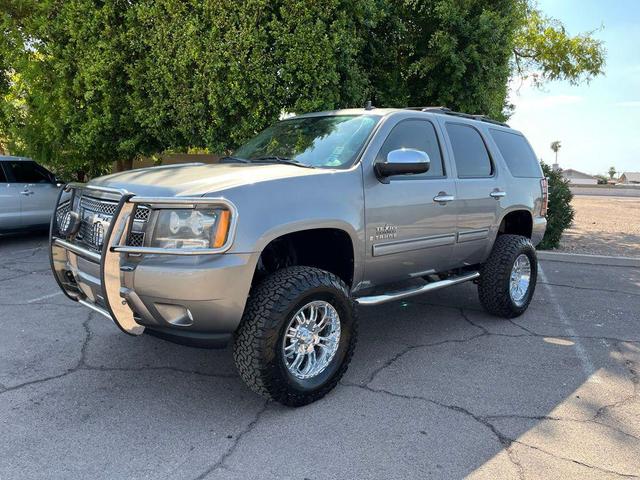 Photo of 2009 Graystone Metallic Chevrolet Tahoe