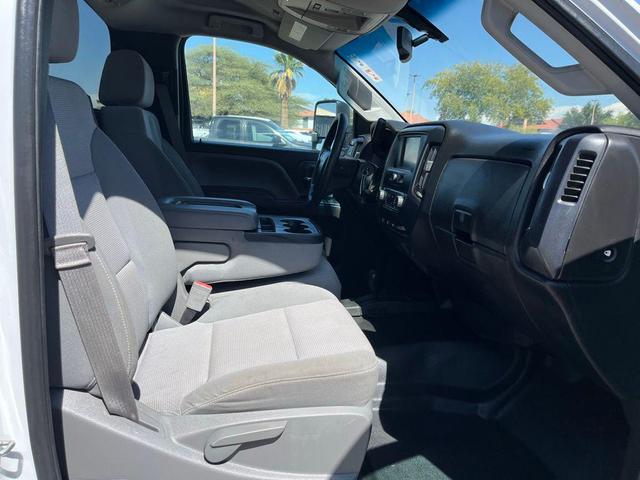 Photo of 2016 Summit White Chevrolet Silverado 3500