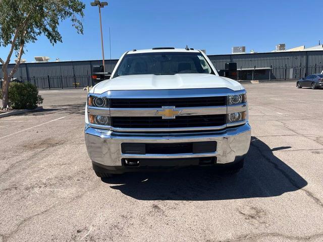 Photo of 2016 Summit White Chevrolet Silverado 3500