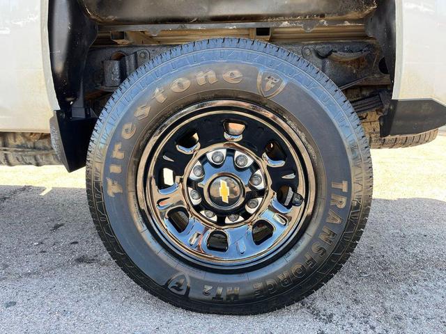 Photo of 2016 Summit White Chevrolet Silverado 3500