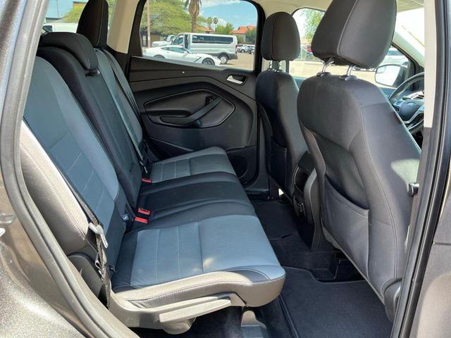 Photo of 2016 Magnetic Ford Escape