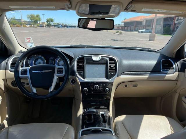 Photo of 2014 Bright White Clearcoat Chrysler 300