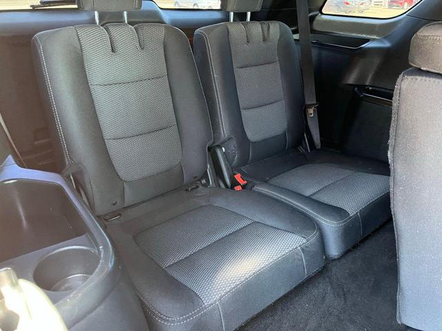 Photo of 2018 Blue Metallic Ford Explorer