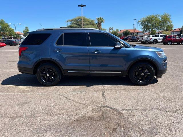 Photo of 2018 Blue Metallic Ford Explorer