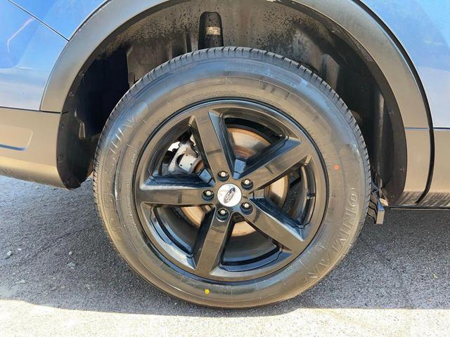 Photo of 2018 Blue Metallic Ford Explorer