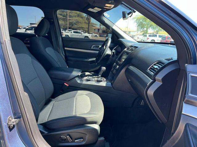 Photo of 2018 Blue Metallic Ford Explorer