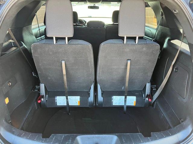 Photo of 2018 Blue Metallic Ford Explorer