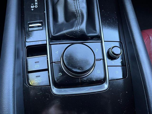 Photo of 2021 Snowflake White Pearl Mica Mazda Mazda3
