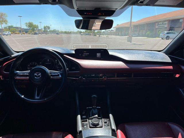 Photo of 2021 Snowflake White Pearl Mica Mazda Mazda3