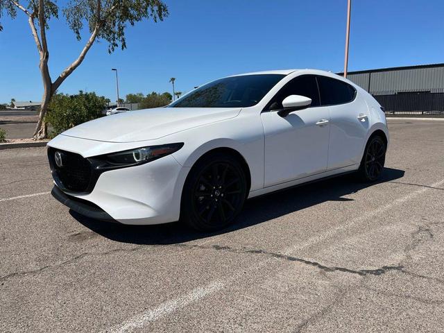 Photo of 2021 Snowflake White Pearl Mica Mazda Mazda3