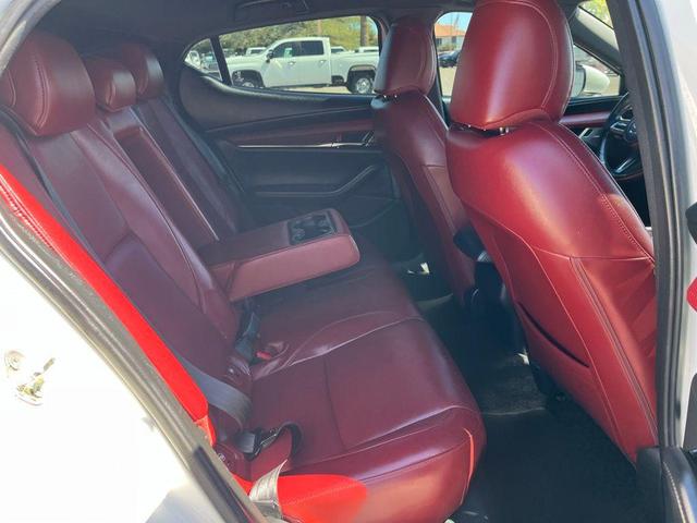 Photo of 2021 Snowflake White Pearl Mica Mazda Mazda3