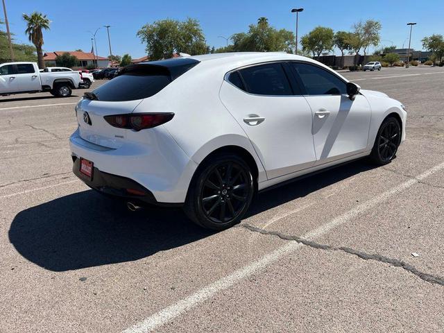 Photo of 2021 Snowflake White Pearl Mica Mazda Mazda3