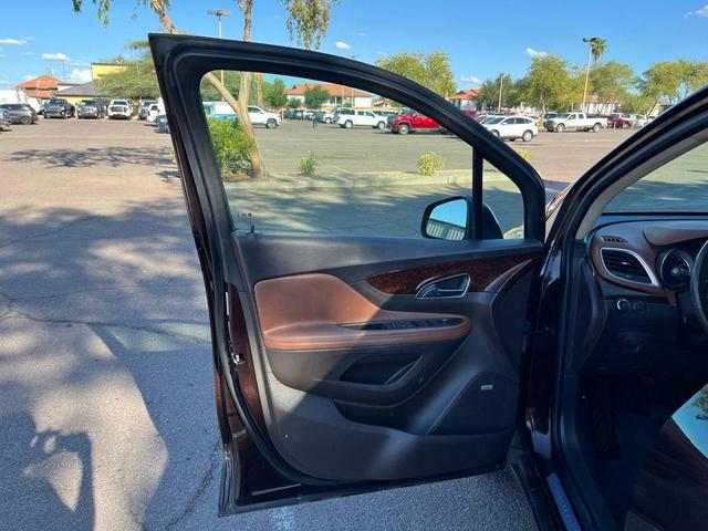 Photo of 2015 Deep Espresso Brown Metallic Buick Encore
