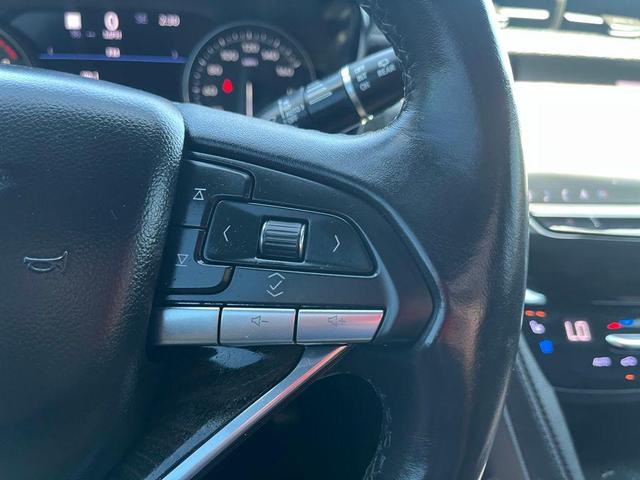 Photo of 2022 Stellar Black Metallic Cadillac XT6