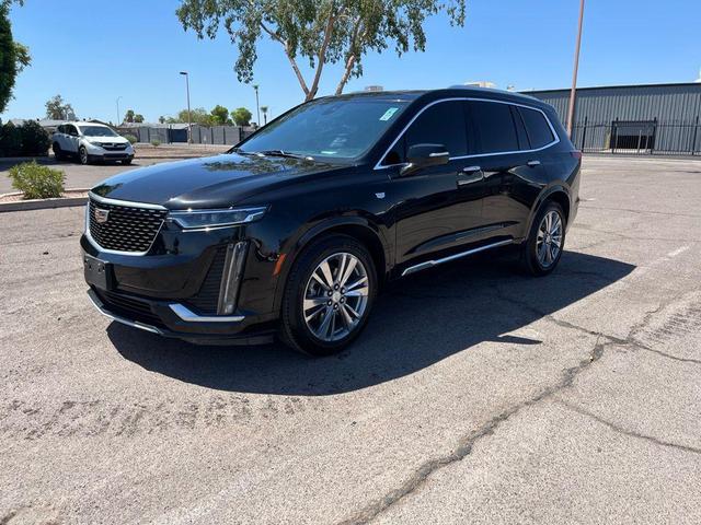 Photo of 2022 Stellar Black Metallic Cadillac XT6