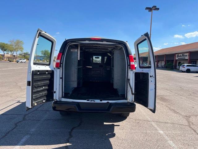 Photo of 2021 Summit White GMC Savana 3500