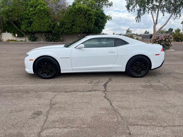 Photo of 2014 Summit White Chevrolet Camaro