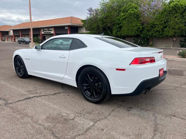 Photo of 2014 Summit White Chevrolet Camaro