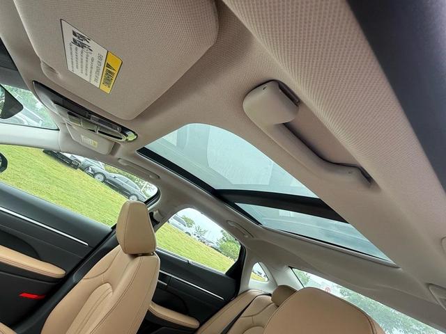 Photo of 2025 Portofino Gray Hyundai SONATA Hybrid