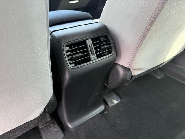 Photo of 2016 Alabaster Silver Metallic Honda CR-V