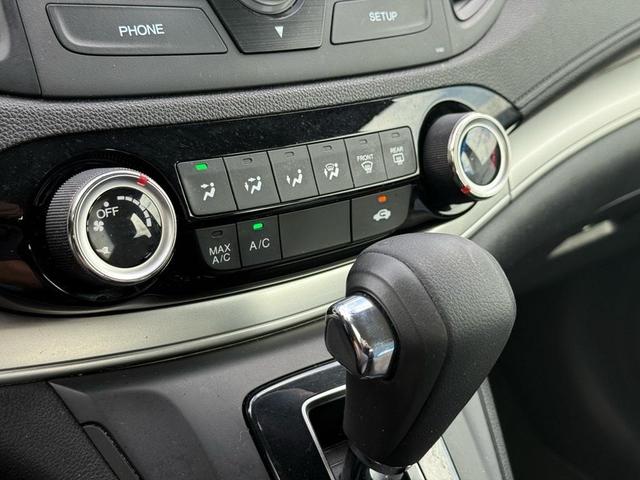 Photo of 2016 Alabaster Silver Metallic Honda CR-V