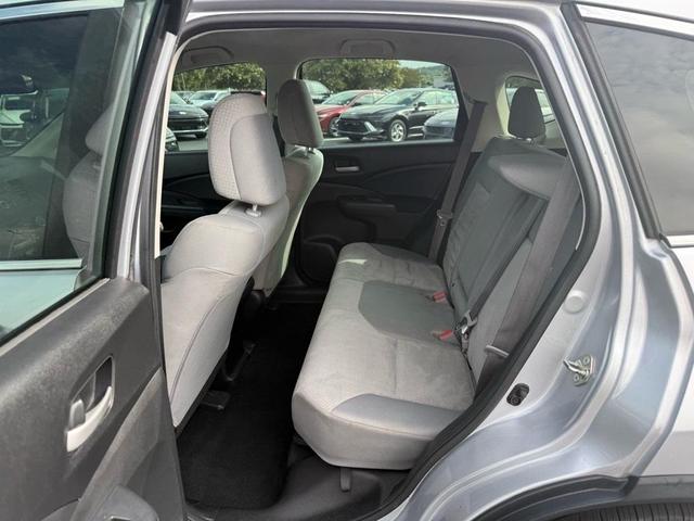Photo of 2016 Alabaster Silver Metallic Honda CR-V