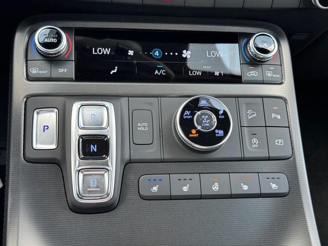 Photo of 2025 Abyss Black Pearl Hyundai PALISADE