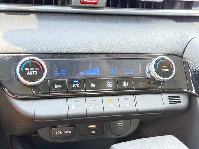 Photo of 2025 Amazon Gray Hyundai ELANTRA HEV