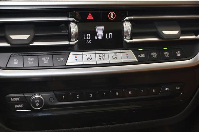 Photo of 2023 Marina Bay Blue Metallic BMW X4 M