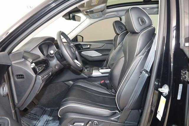 Photo of 2023 Majestic Black Pearl Acura MDX