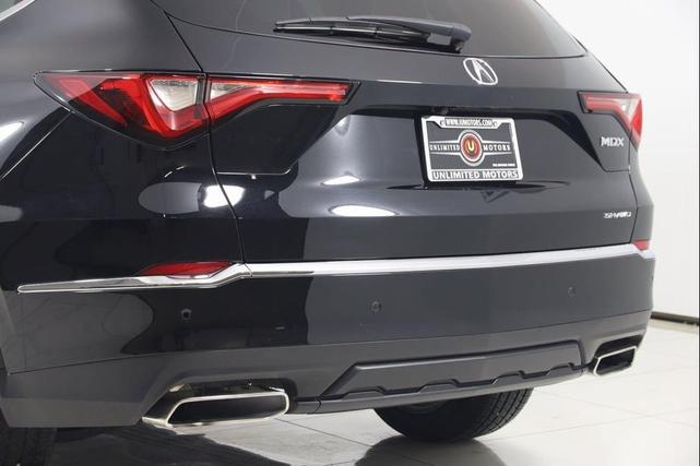 Photo of 2023 Majestic Black Pearl Acura MDX