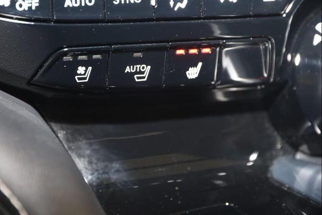 Photo of 2023 Majestic Black Pearl Acura MDX