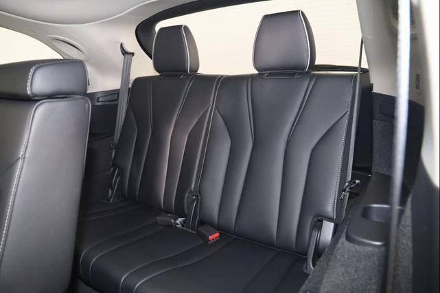 Photo of 2023 Majestic Black Pearl Acura MDX