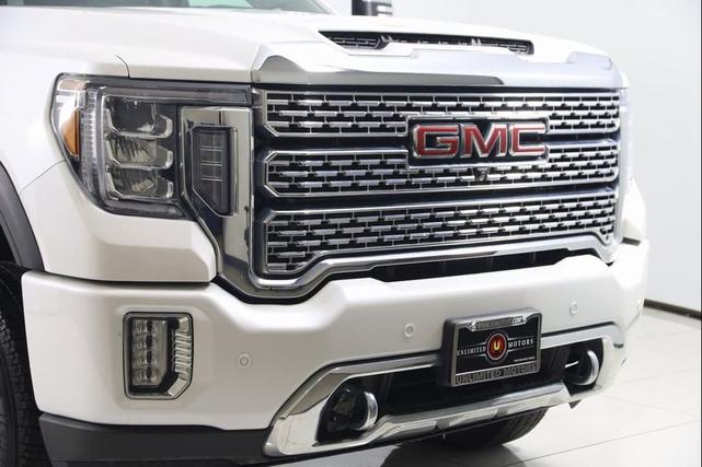 Photo of 2023 White Frost GMC Sierra 3500