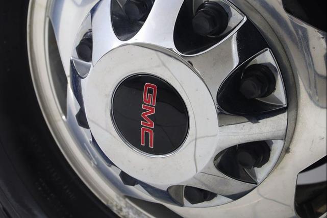 Photo of 2023 White Frost GMC Sierra 3500