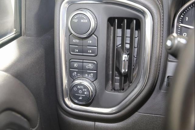 Photo of 2023 White Frost GMC Sierra 3500