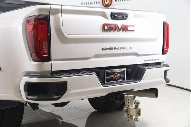 Photo of 2023 White Frost GMC Sierra 3500