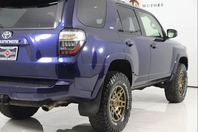 Photo of 2018 Nautical Blue Metallic Toyota 4Runner